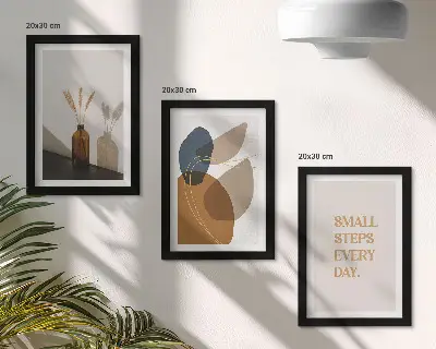 Set ingelijste schilderijen met abstracte vormen en natuurlijke accenten