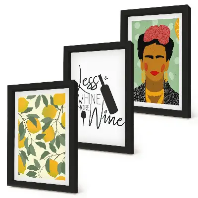 Gallery wall met citroenen tekst over wijn en een portret van Frida Kahlo