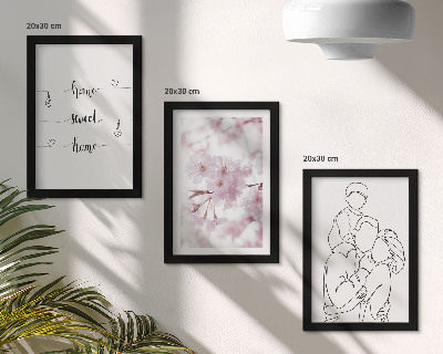 Gallery wall Bloemen en familie in een minimalistisch ontwerp.