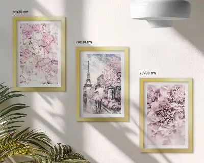 Set ingelijste schilderijen met romantisch landschap van bloemen in roze tinten