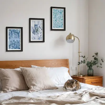 Gallery wall Winterbos met blauwe bloemen en wateroppervlak