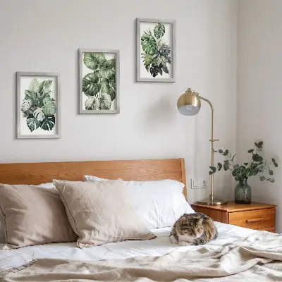 Gallery wall met tropische bladeren in aquarelverf