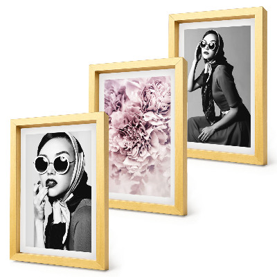 Gallery wall Stijlvolle portretten van vrouwen met roze bloemen
