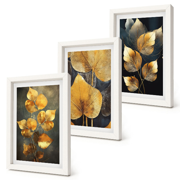 Gallery wall Bladeren in verschillende tinten geel op een donkere achtergrond.