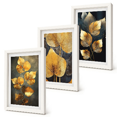 Gallery wall Bladeren in verschillende tinten geel op een donkere achtergrond.