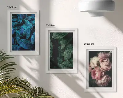 Set ingelijste schilderijen met bladeren en bloemen in verschillende kleuren