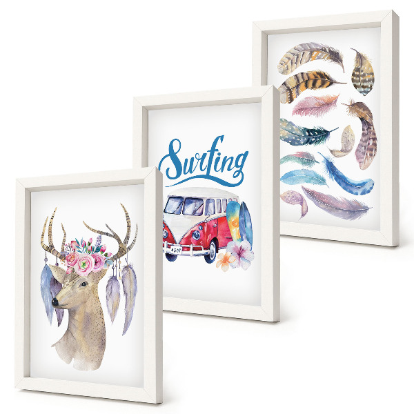 Gallery wall Hert met gewei en bloemen, vakantiebusje, veren