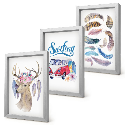 Gallery wall Hert met gewei en bloemen, vakantiebusje, veren