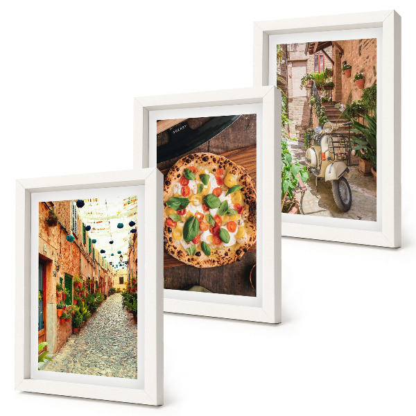 Set van ingelijste schilderijen Sfeervolle straatjes met planten en Italiaanse pizza.
