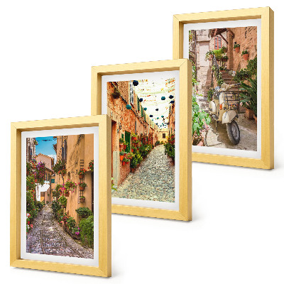 Gallery wall Sfeervolle straatjes met bloemen in een Italiaanse ambiance.