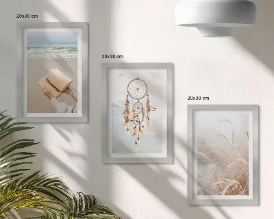 Set ingelijste schilderijen vredige landschappen met delicate zomerse uitzichten in boho-stijl