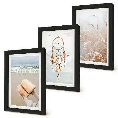 Set ingelijste schilderijen vredige landschappen met delicate zomerse uitzichten in boho-stijl