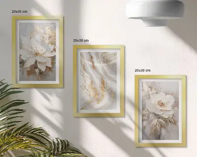 Gallery wall met bloemen en een abstract marmerpatroon