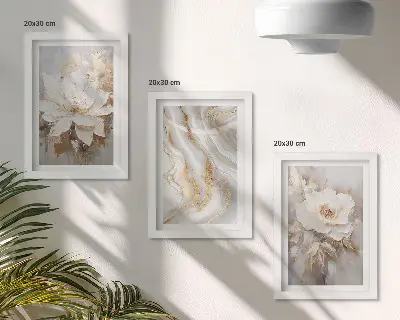 Gallery wall met bloemen en een abstract marmerpatroon