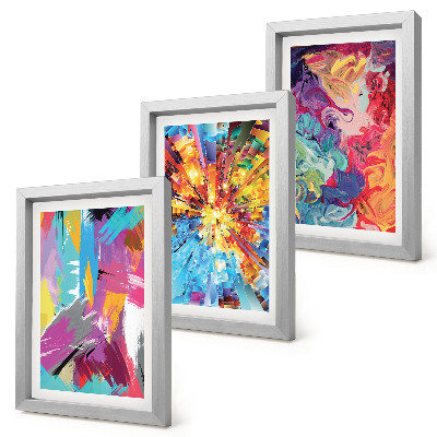 Gallery wall Kleurrijke abstracte schilderijen met dynamische patronen.