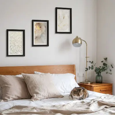 Gallery wall abstract marmer met lineaire bladpatronen
