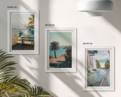 Set van ingelijste schilderijen Vakantielandschappen met palmbomen en een waterval