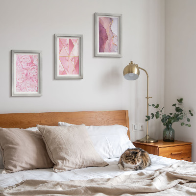 Gallery wall Roze pioenrozen met geometrische patronen