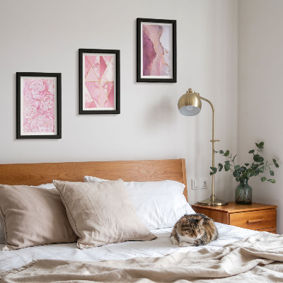 Gallery wall Roze pioenrozen met geometrische patronen