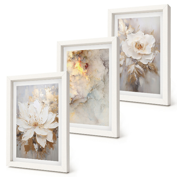 Gallery wall Bloemen op een lichte achtergrond met abstracte patronen.