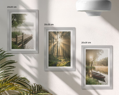 Gallery wall Een kalm meer, bos en een boot in de ochtendmist.