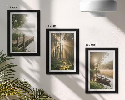Gallery wall Een kalm meer, bos en een boot in de ochtendmist.