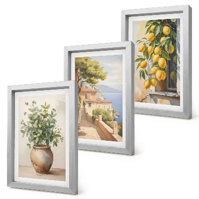 Gallery wall Bloemen in een vaas met uitzicht op de zee en citroenen.
