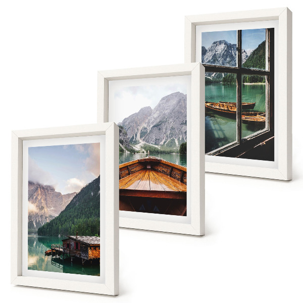 Gallery wall Bergmeer met een boot en houten huisjes