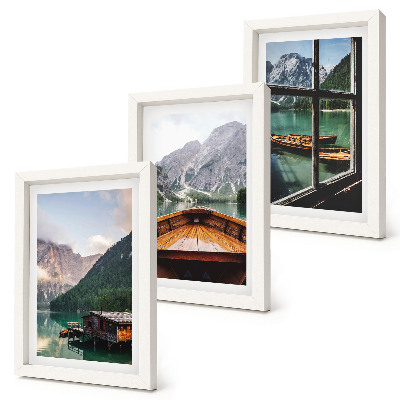 Gallery wall Bergmeer met een boot en houten huisjes