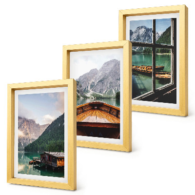 Gallery wall Bergmeer met een boot en houten huisjes