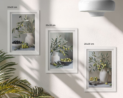 Gallery wall Olijven in vazen ​​met takken op een grijze achtergrond
