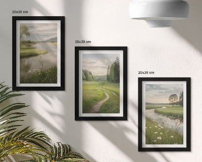 Gallery wall Rustig zomerlandschap met een rivier en een bloemenweide.