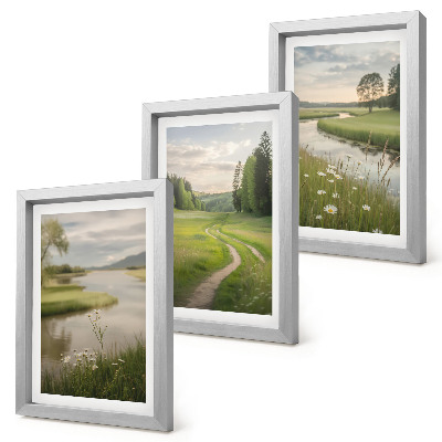 Gallery wall Rustig zomerlandschap met een rivier en een bloemenweide.