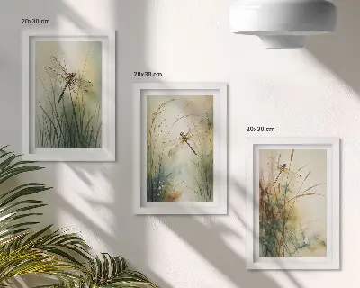 Set ingelijste schilderijen met afbeelding van geschilderd gras en libellen boven het water
