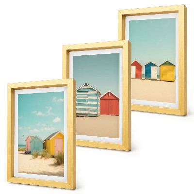 Set van ingelijste schilderijen Kleurrijke strandhuisjes op een zonnige dag.