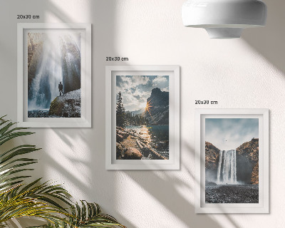 Gallery wall Watervallen in de bergen met prachtige natuurlijke landschappen.