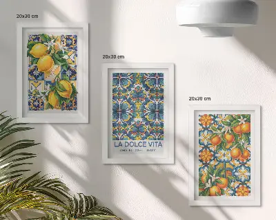 Gallery wall met citroen- en sinaasappelbloesems in kleurrijke patronen