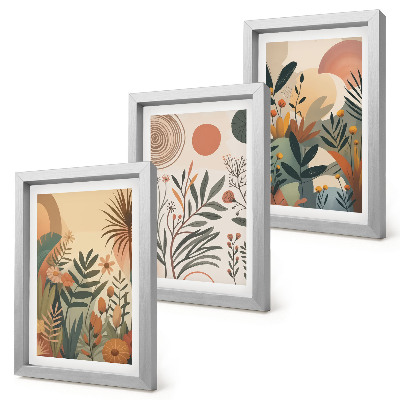 Gallery wall Plantmotieven in gedempte kleuren met cirkels.