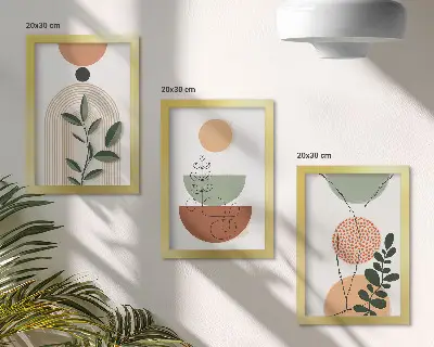 Gallery wall met abstracte vormen en kleurrijke plantmotieven
