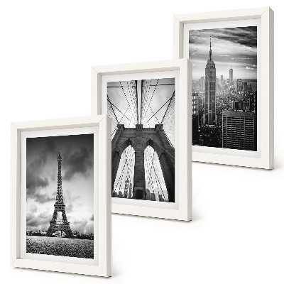 Gallery wall Torens en bruggen in monochrome tinten.