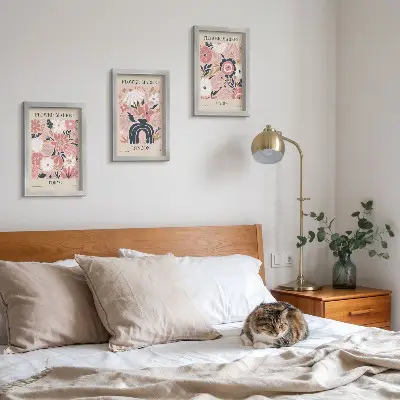 Set van ingelijste schilderijen met bloemmotieven in Tokio, Londen en Parijs