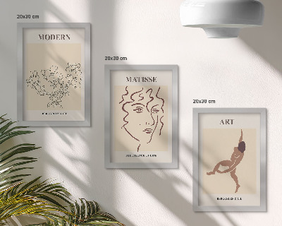 Gallery wall Stijlvolle afbeeldingen met bloemen, gezichten en mensfiguren.