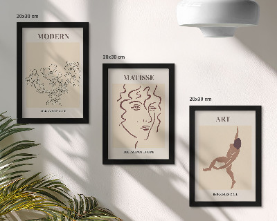 Gallery wall Stijlvolle afbeeldingen met bloemen, gezichten en mensfiguren.