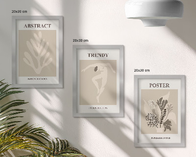 Set van ingelijste schilderijen Plantenpatronen in beige en bruine tinten.
