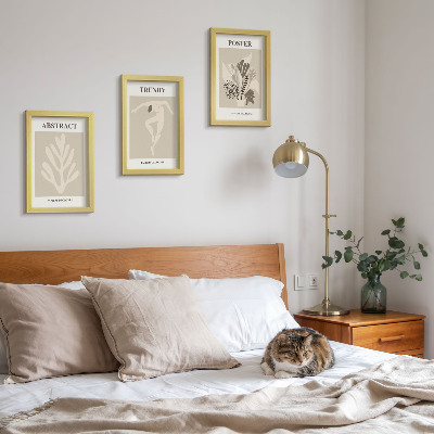 Set van ingelijste schilderijen Plantenpatronen in beige en bruine tinten.