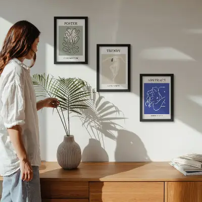 Gallery wall met pastelillustraties van Henri Matisse