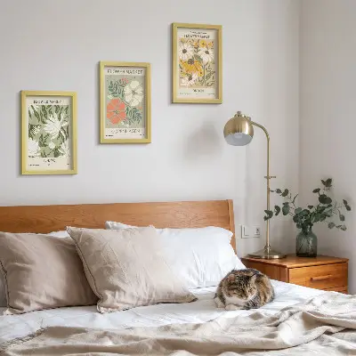 Set van ingelijste schilderijen met bloemmotieven uit verschillende steden over de hele wereld