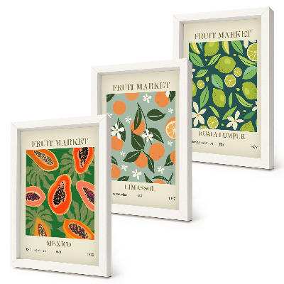 Gallery wall Vintage posters met fruitpatronen