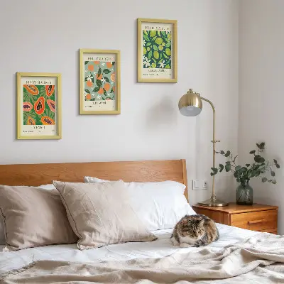 Wanddecoratie met vintage posters met fruitpatronen