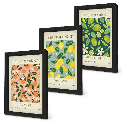 Gallery wall Fruitige patronen met citrusvruchten en vintage bloemen.